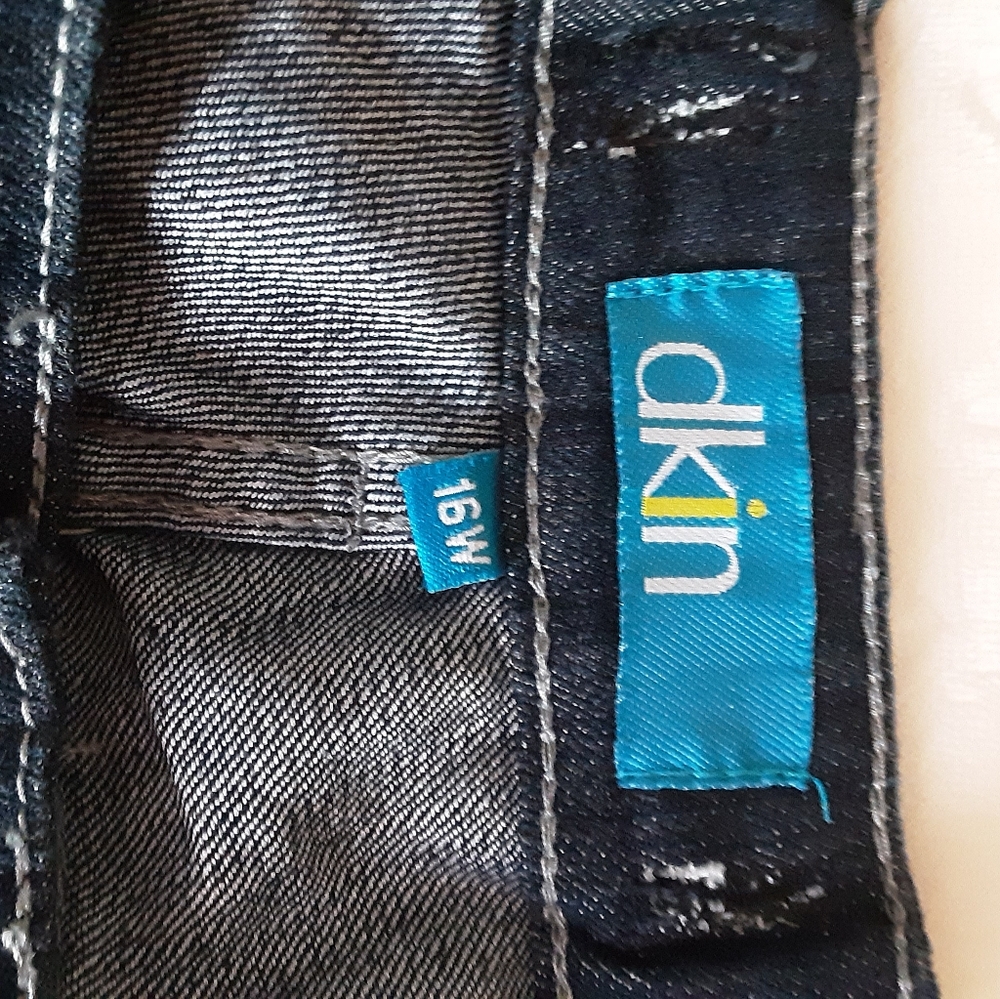 Women's Dark Blue Embellished Back-Pocket Jeans - Picture 5 of 9